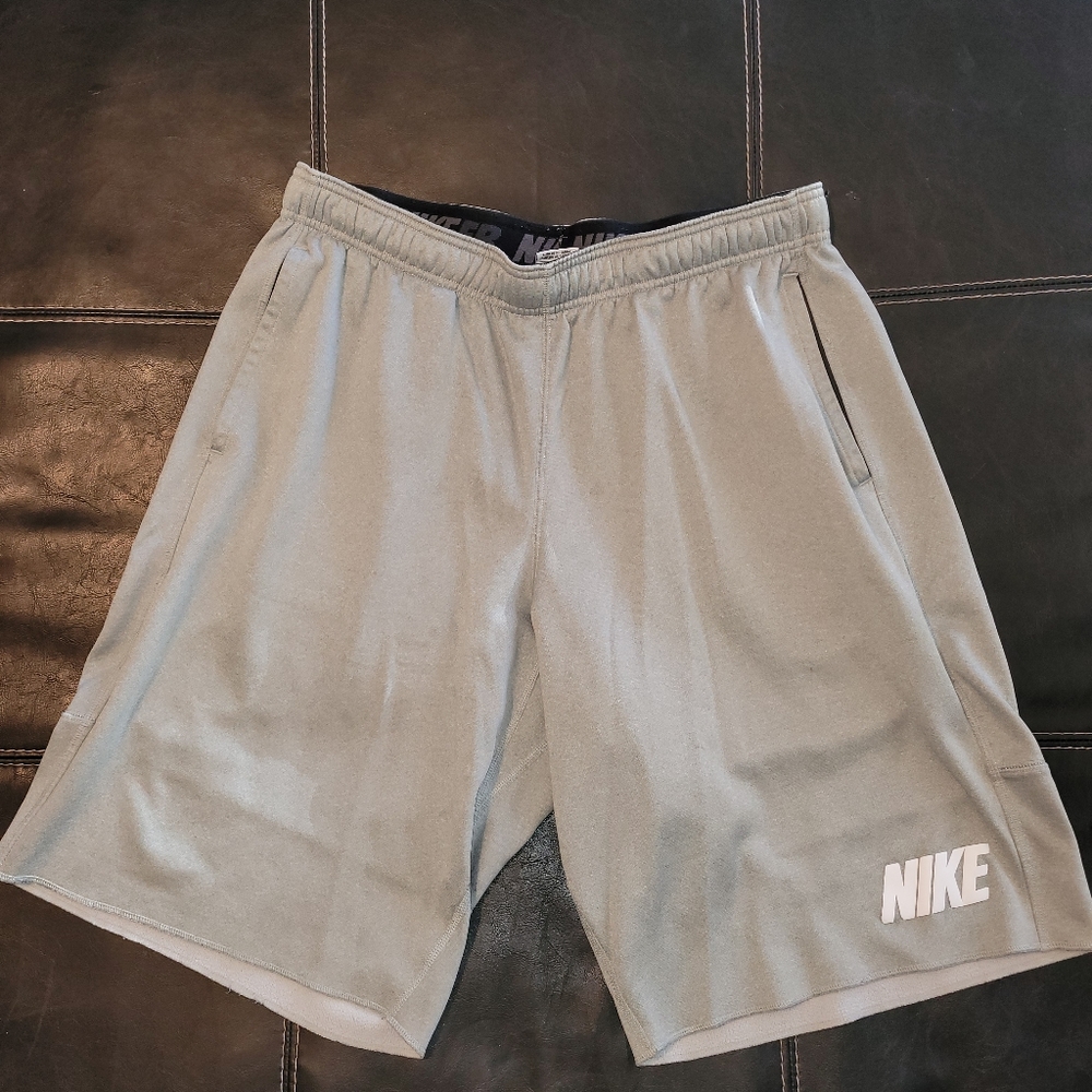 XL Therma Fit Nike Shorts